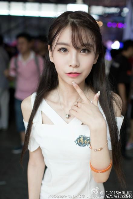 善良的邻居的妻子3